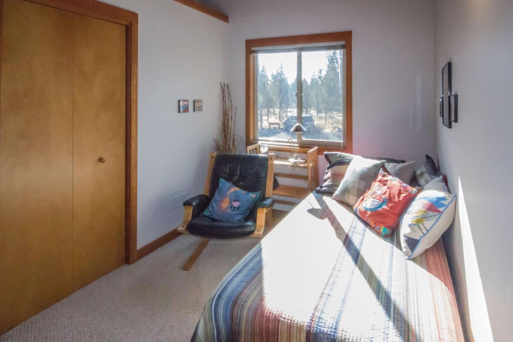 Meadow View Cabin Систерс Экстерьер фото